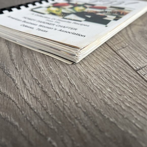 Pizazz! Collection Of Recipes From Howdy Partner Chapter ABWA Odessa Texas 1987 - Picture 5 of 10